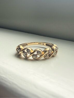 10KP Gold Twisted Diamond Accent Band - Gold